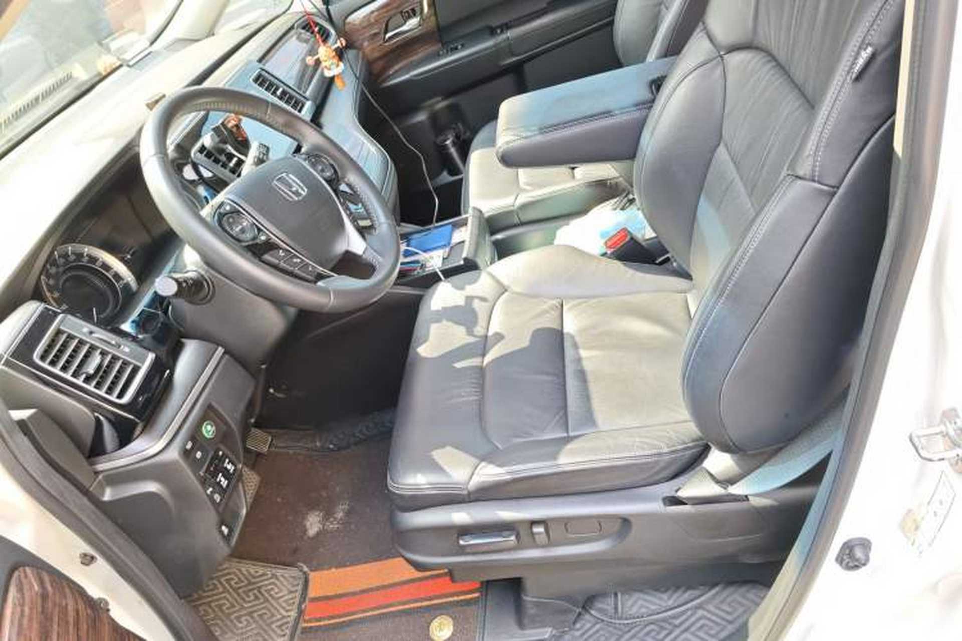 Used Honda Elysion 2016 2.4L Luxury Edition Left Front Seat