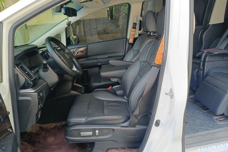 Used Honda Elysion 2016 2.4L Luxury Edition Left Front Seat