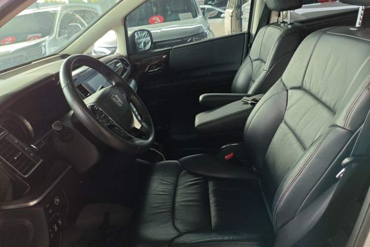 Used Honda Elysion 2016 2.4L Luxury Edition Left Front Seat