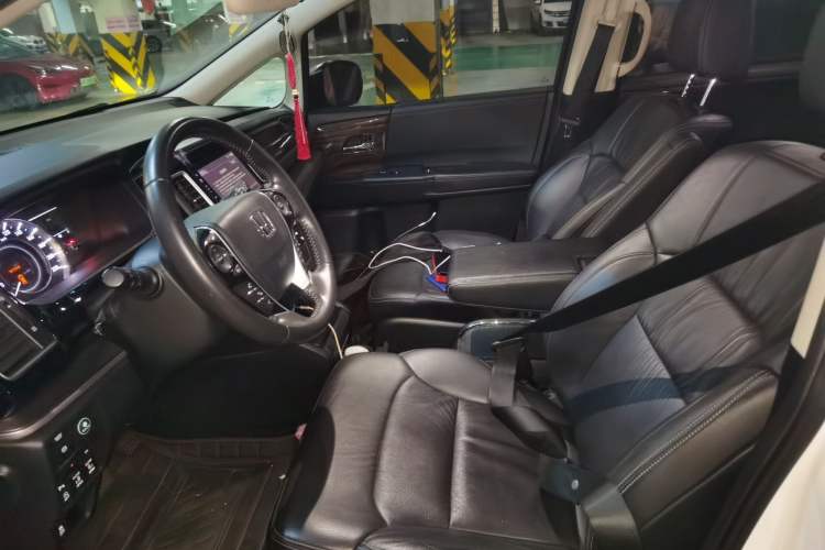 Used Honda Elysion 2016 2.4L Luxury Edition Left Front Seat
