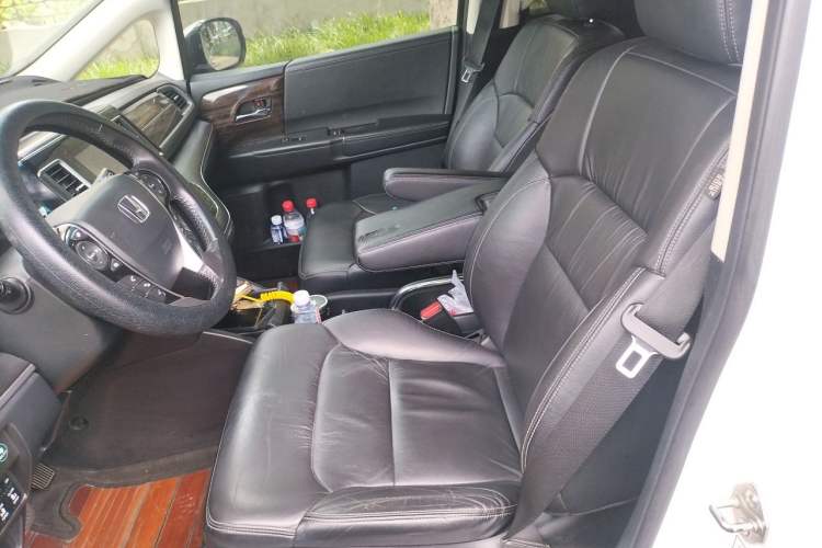 Used Honda Elysion 2016 2.4L Luxury Edition Left Front Seat