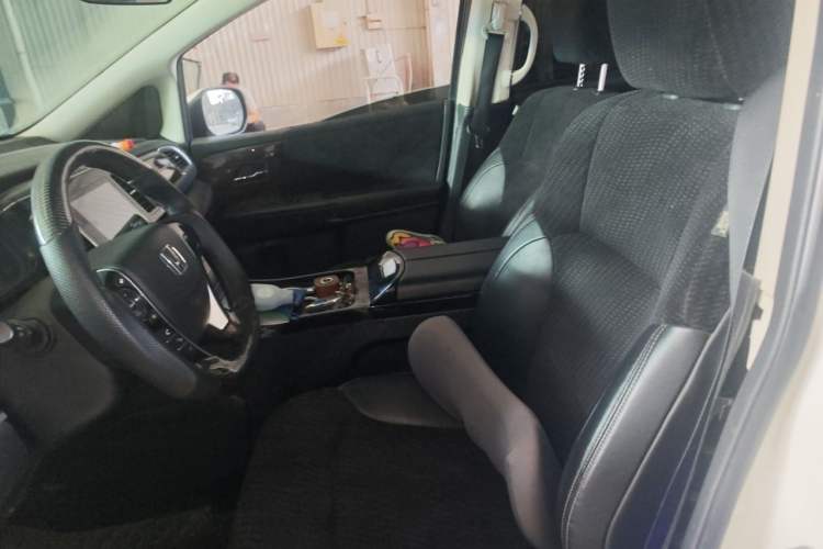 Used Honda Elysion 2016 2.4L Classic Edition Left Front Seat