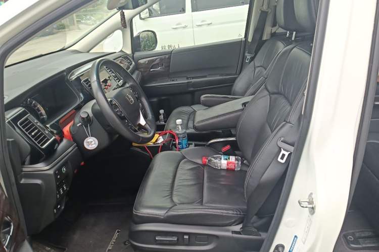 Used Honda Elysion 2016 2.4L Luxury Edition Left Front Seat