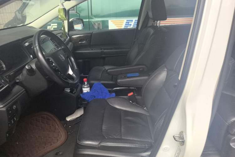 Used Honda Elysion 2016 2.4L Luxury Edition Left Front Seat