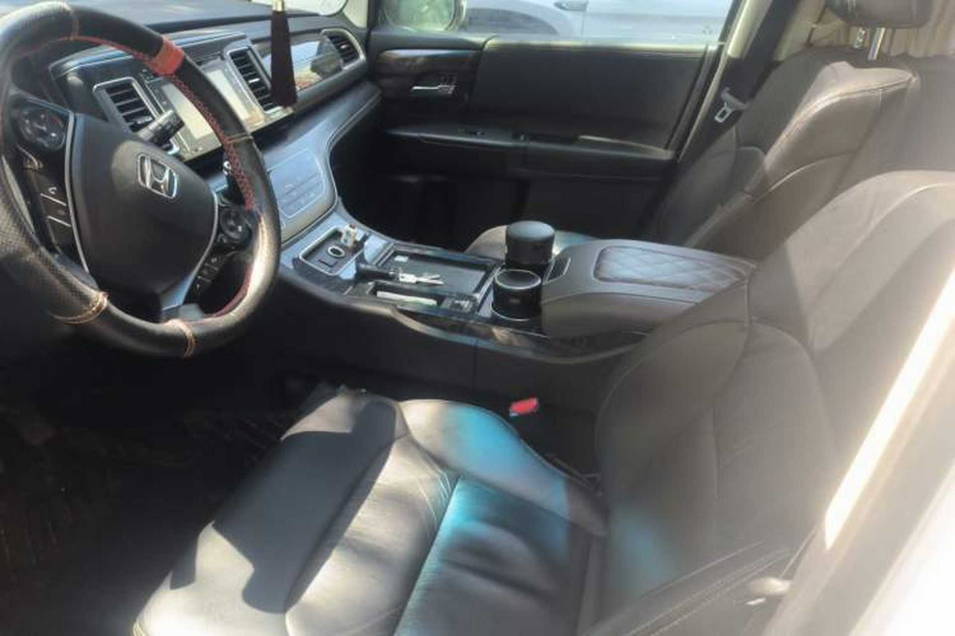 Used Honda Elysion 2016 2.4L Supreme Edition Left Front Seat