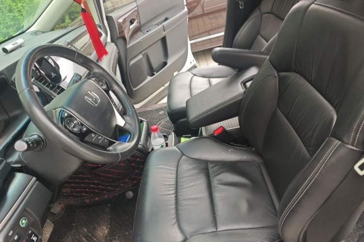 Used Honda Elysion 2016 2.4L Luxury Edition Left Front Seat