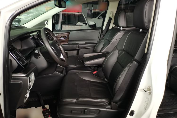 Used Honda Elysion 2016 2.4L Supreme Edition Left Front Seat