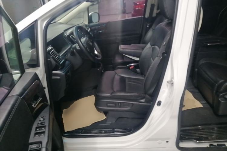 Used Honda Elysion 2016 2.4L Luxury Edition Left Front Seat