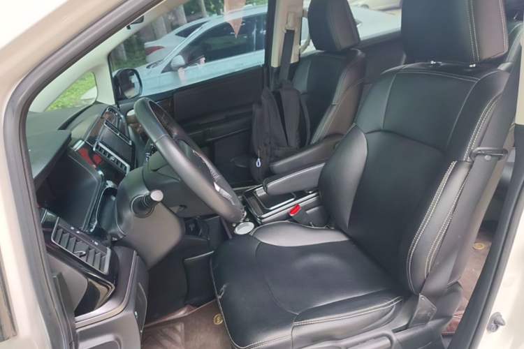 Used Honda Elysion 2016 2.4L Classic Edition Left Front Seat