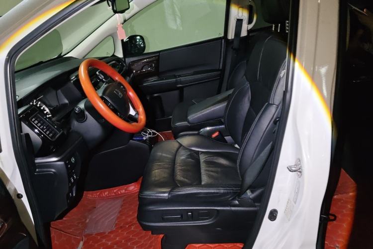 Used Honda Elysion 2016 2.4L Supreme Edition Left Front Seat