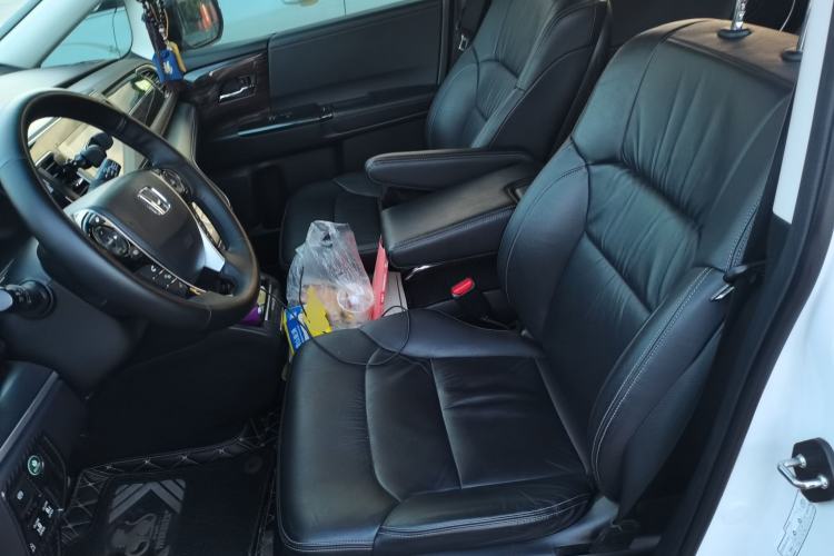 Used Honda Elysion 2016 2.4L Luxury Edition Left Front Seat