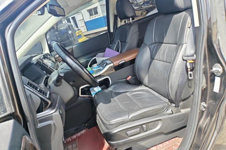 Used Honda Elysion 2016 2.4L Luxury Edition Left Front Seat