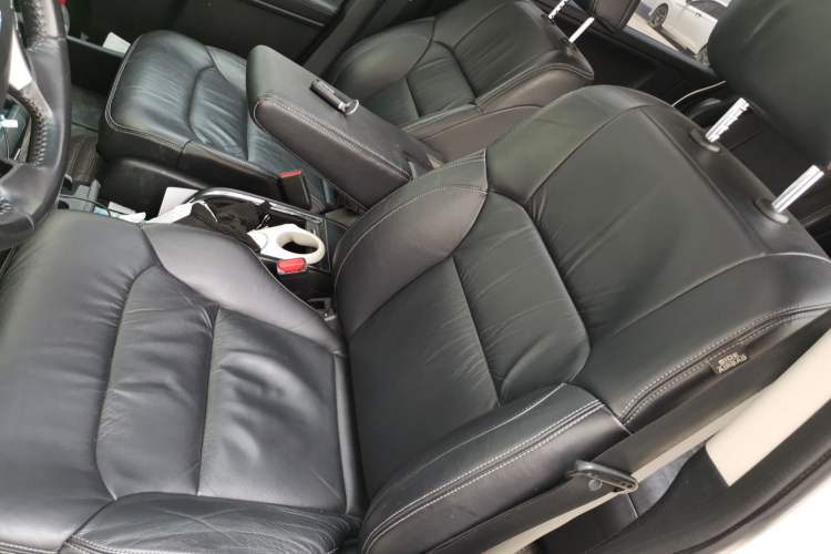 Used Honda Elysion 2016 2.4L Supreme Edition Left Front Seat