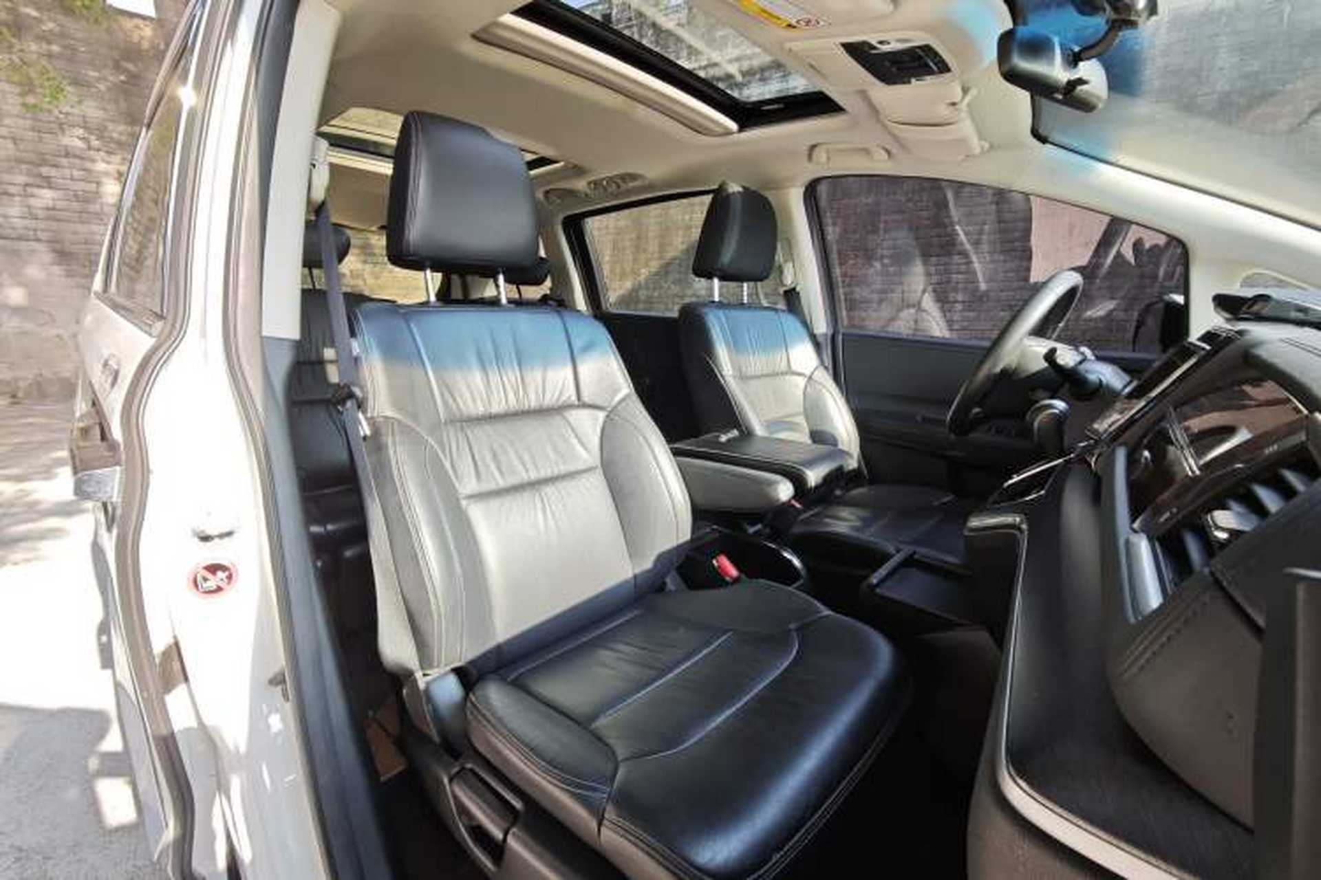 Used Honda Elysion 2016 2.4L Style Edition Left Front Seat