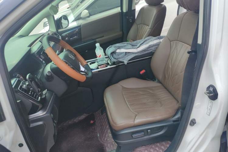 Used Honda Elysion 2016 2.4L Comfort Edition Left Front Seat