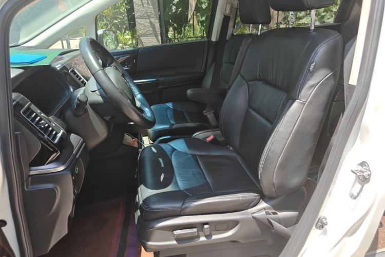 Used Honda Elysion 2016 2.4L Luxury Edition Left Front Seat