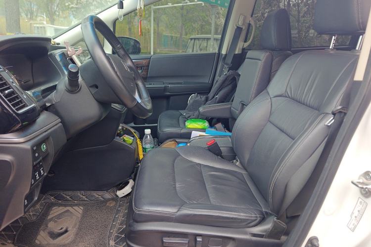 Used Honda Elysion 2016 2.4L Luxury Edition Left Front Seat