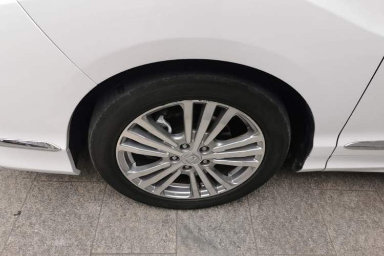 Used Honda Elysion 2016 2.4L Supreme Edition Left Front Wheel Hub