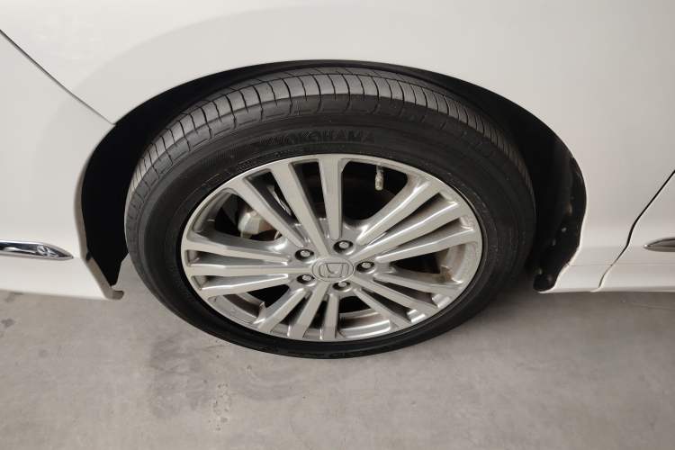 Used Honda Elysion 2016 2.4L Luxury Edition Left Front Wheel Hub