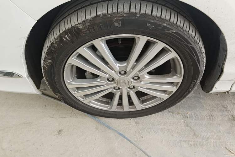 Used Honda Elysion 2016 2.4L Supreme Edition Left Front Wheel Hub