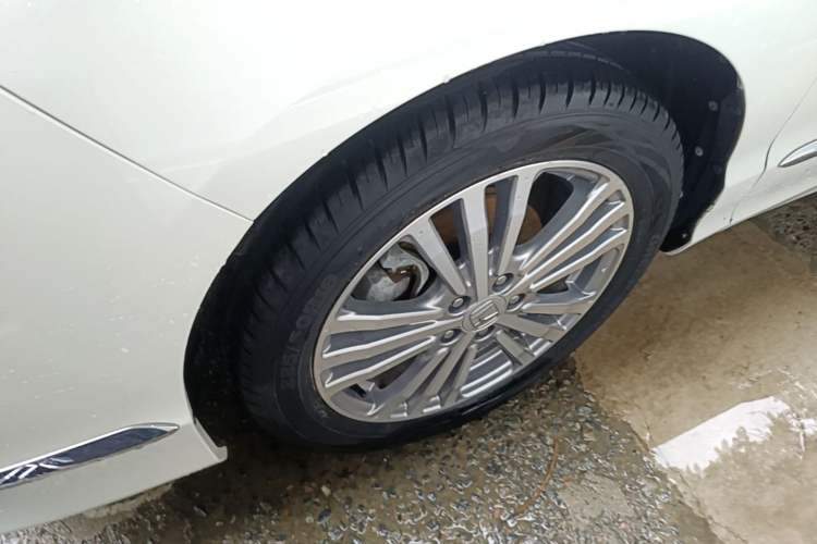 Used Honda Elysion 2016 2.4L Style Edition Left Front Wheel Hub