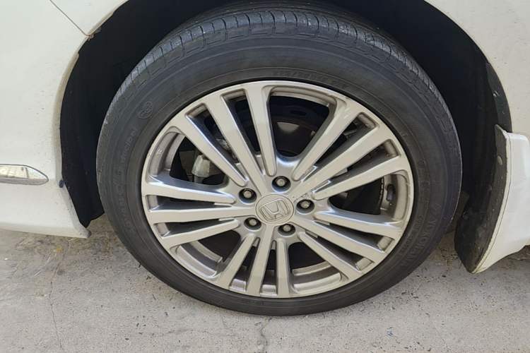 Used Honda Elysion 2016 2.4L Luxury Edition Left Front Wheel Hub