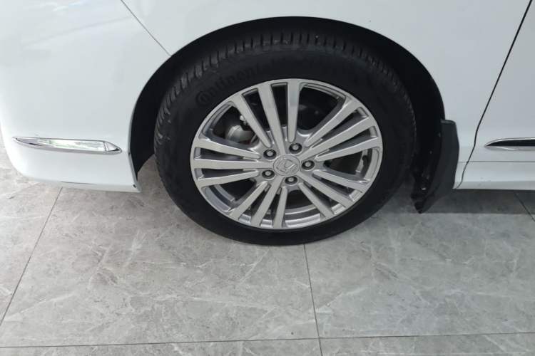 Used Honda Elysion 2016 2.4L Luxury Edition Left Front Wheel Hub