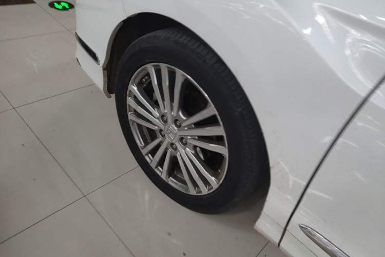 Used Honda Elysion 2016 2.4L Style Edition Left Front Wheel Hub