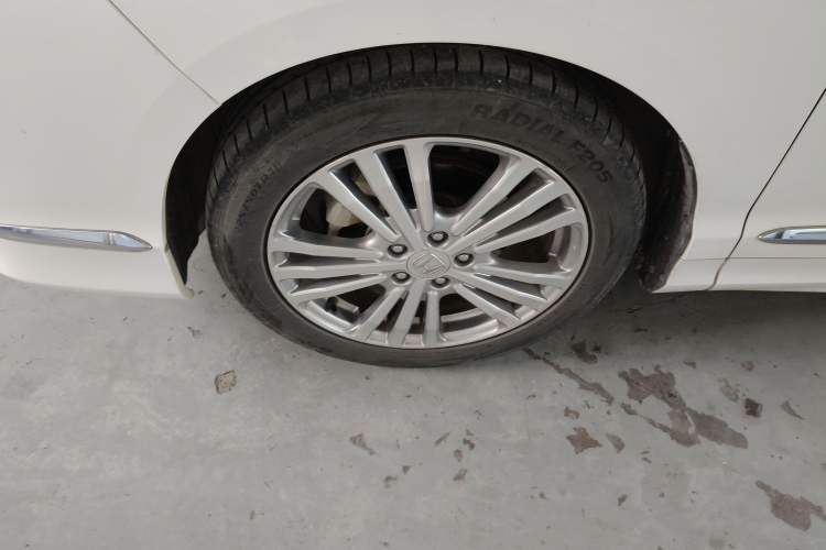 Used Honda Elysion 2016 2.4L Style Edition Left Front Wheel Hub