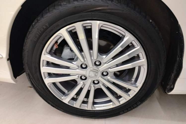 Used Honda Elysion 2016 2.4L Style Edition Left Front Wheel Hub