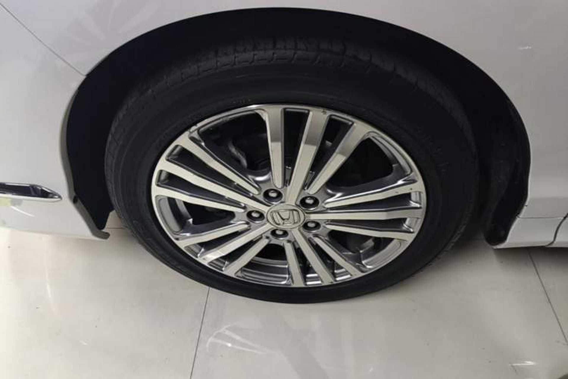 Used Honda Elysion 2016 2.4L Luxury Edition Left Front Wheel Hub