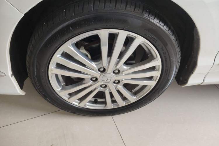 Used Honda Elysion 2016 2.4L Luxury Edition Left Front Wheel Hub