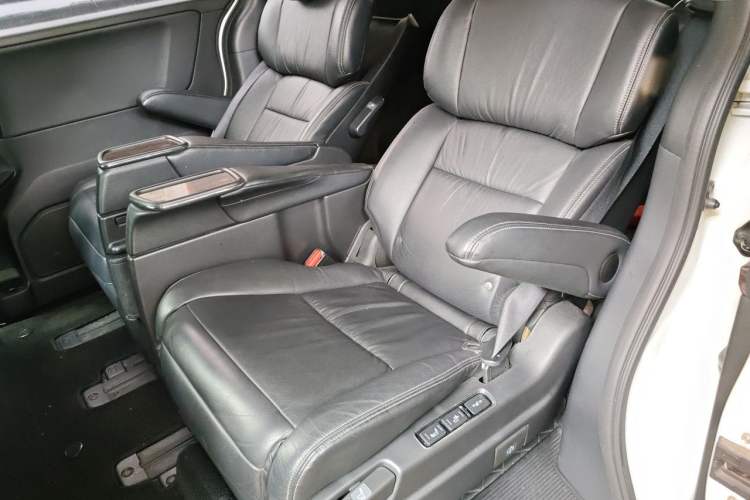 Used Honda Elysion 2016 2.4L Luxury Edition Left Rear Seat
