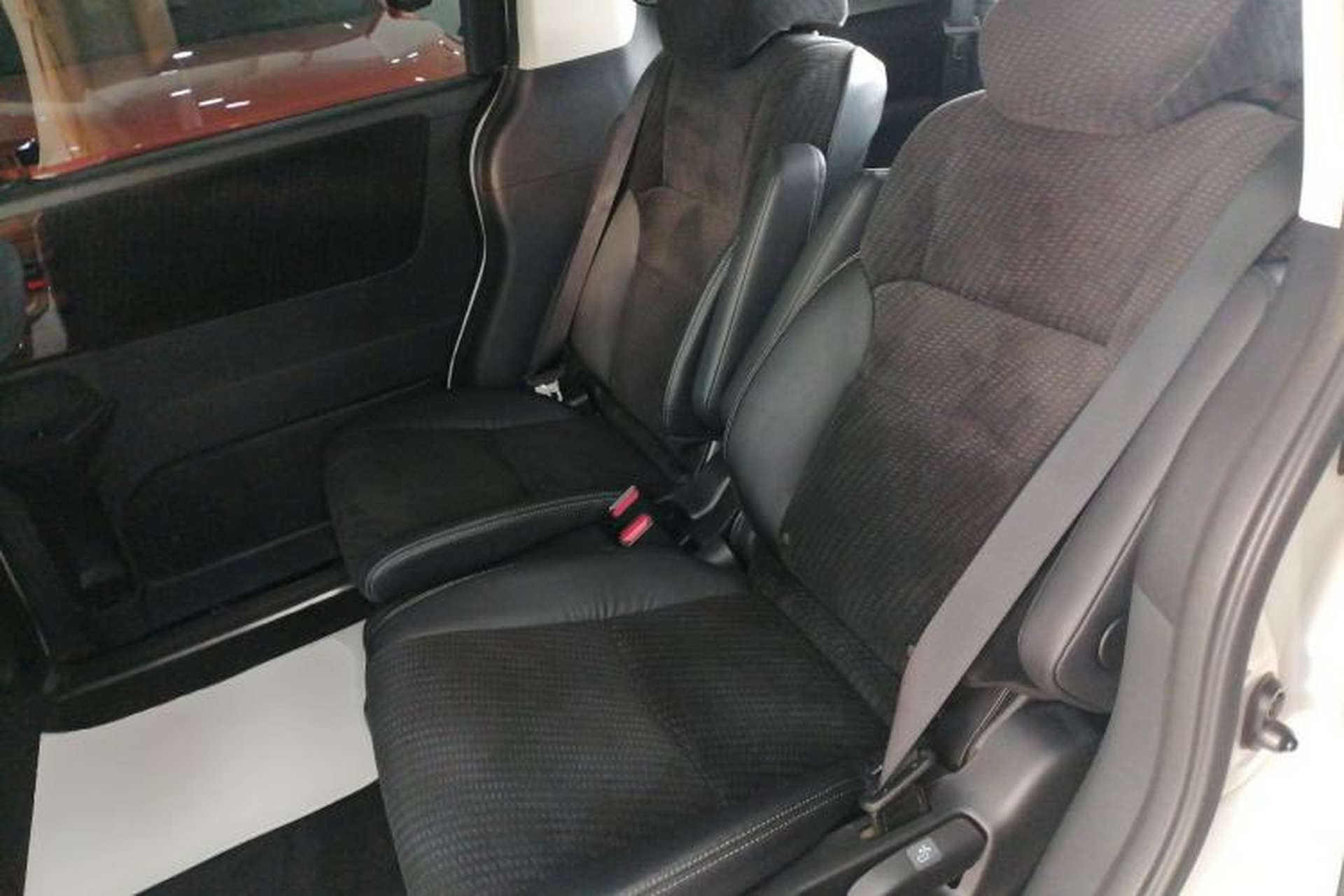 Used Honda Elysion 2016 2.4L Classic Edition Left Rear Seat