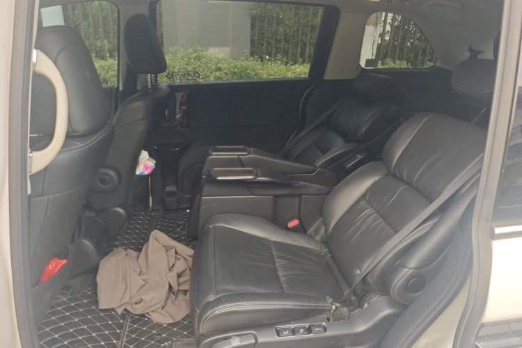 Used Honda Elysion 2016 2.4L Luxury Edition Left Rear Seat