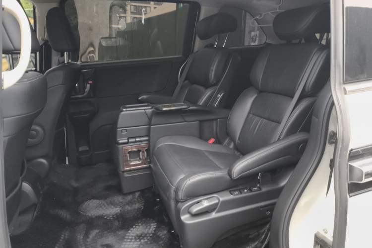 Used Honda Elysion 2016 2.4L Luxury Edition Left Rear Seat