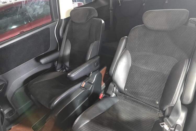 Used Honda Elysion 2016 2.4L Classic Edition Left Rear Seat