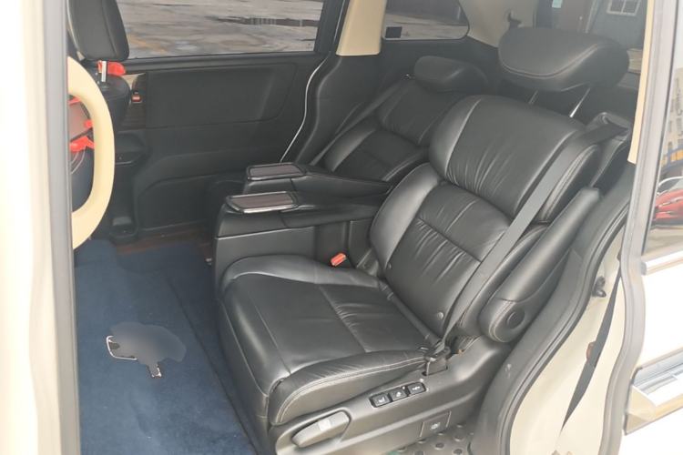 Used Honda Elysion 2016 2.4L Luxury Edition Left Rear Seat