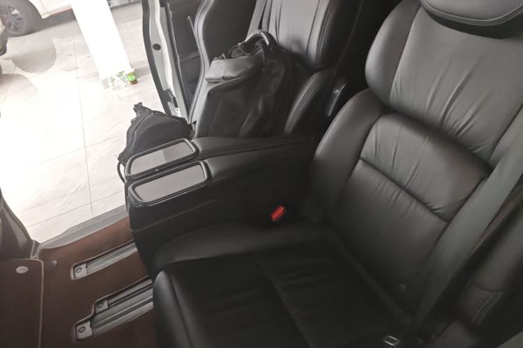 Used Honda Elysion 2016 2.4L Supreme Edition Left Rear Seat
