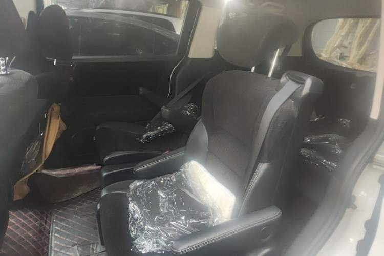 Used Honda Elysion 2016 2.4L Classic Edition Left Rear Seat