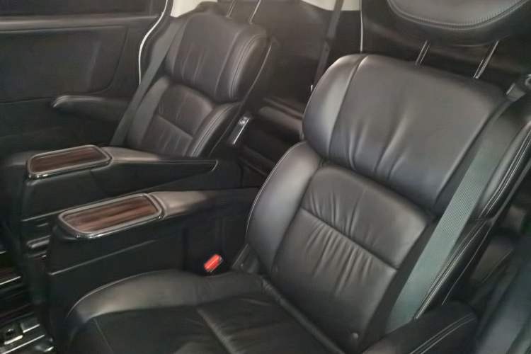 Used Honda Elysion 2016 2.4L Supreme Edition Left Rear Seat
