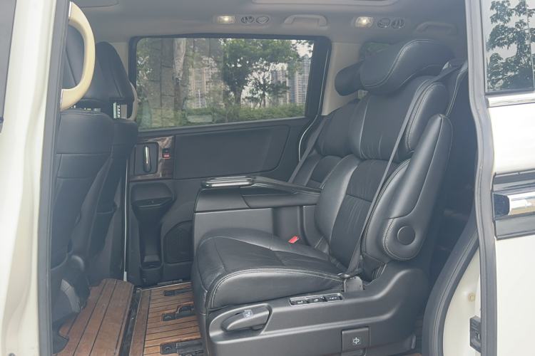 Used Honda Elysion 2016 2.4L Supreme Edition Left Rear Seat