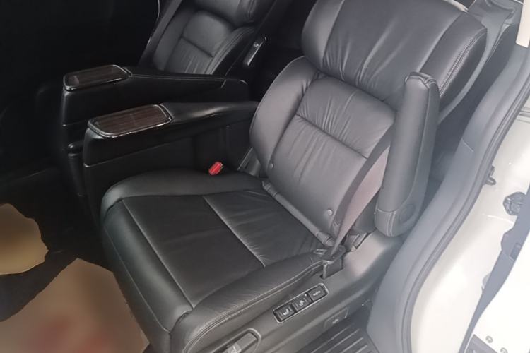 Used Honda Elysion 2016 2.4L Luxury Edition Left Rear Seat