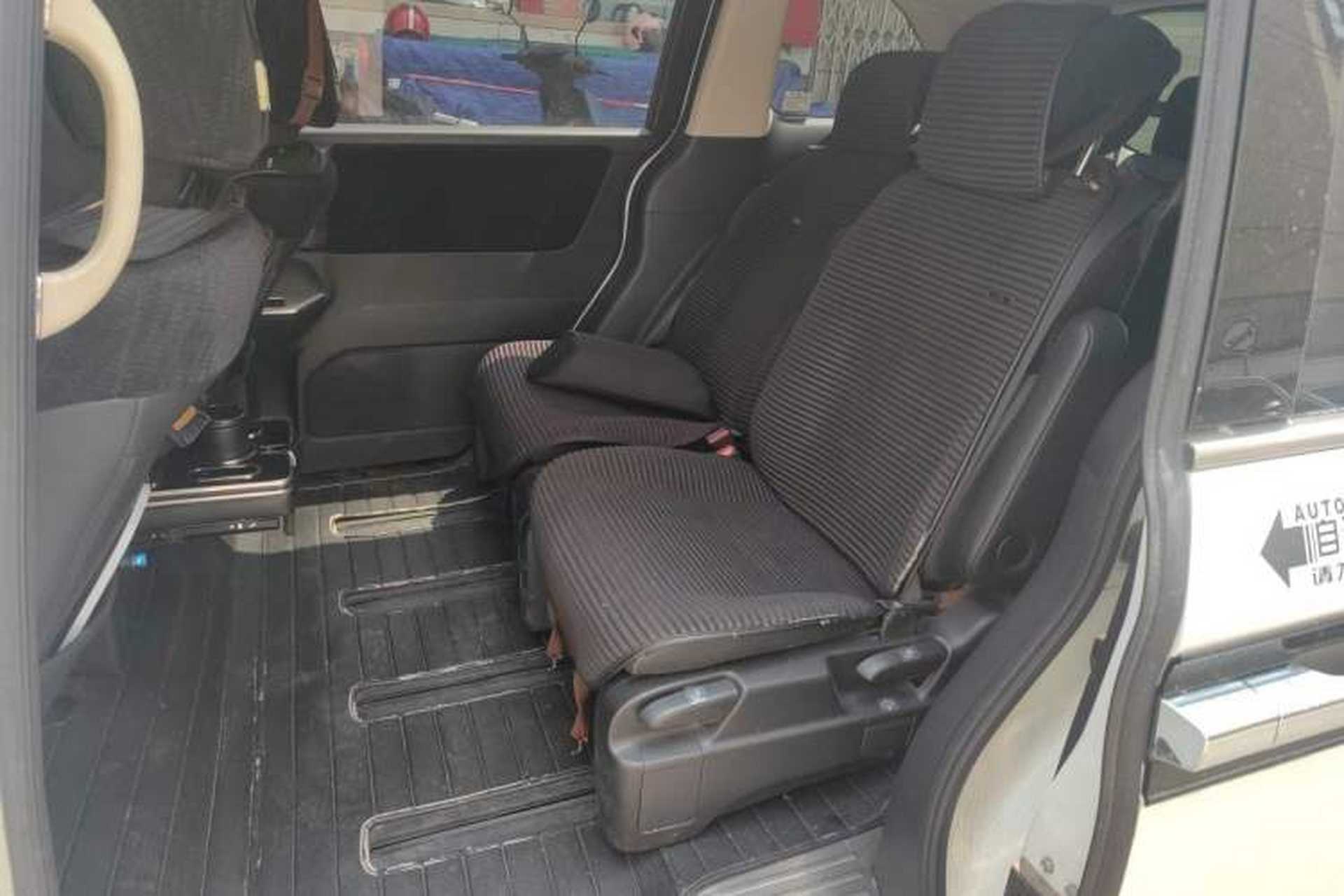 Used Honda Elysion 2016 2.4L Classic Edition Left Rear Seat