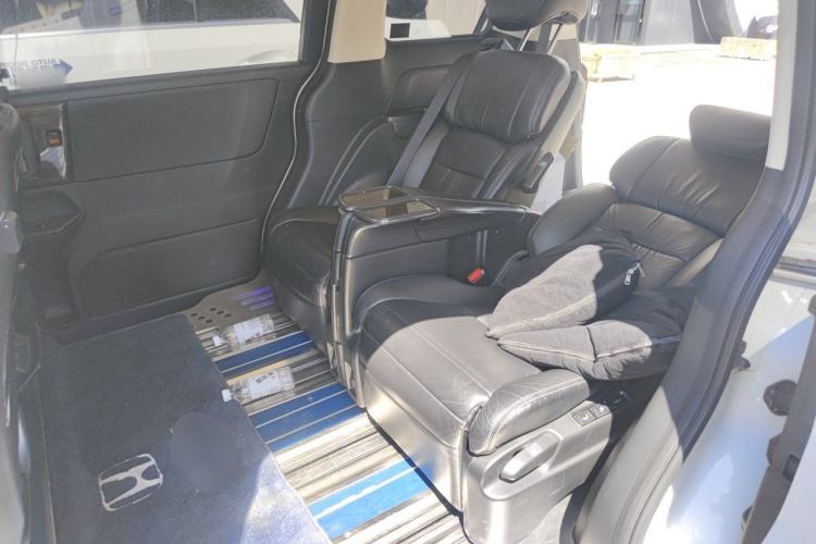 Used Honda Elysion 2016 2.4L Supreme Edition Left Rear Seat