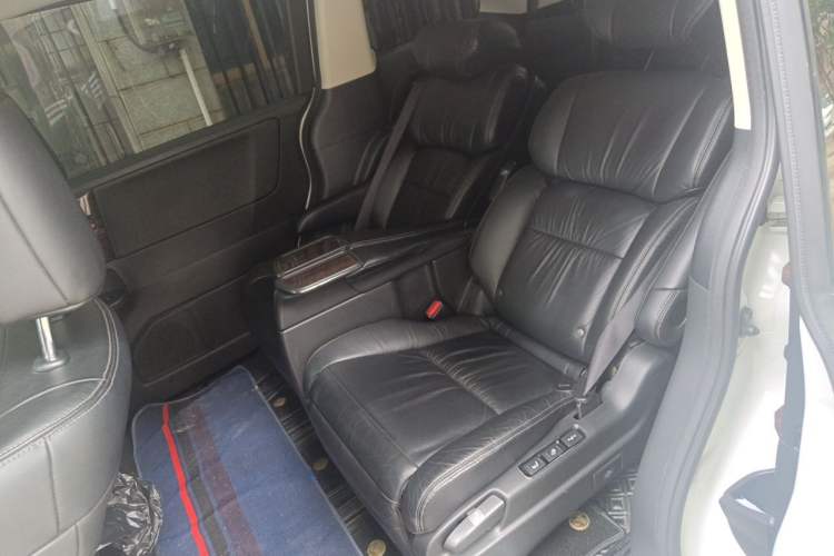 Used Honda Elysion 2016 2.4L Supreme Edition Left Rear Seat