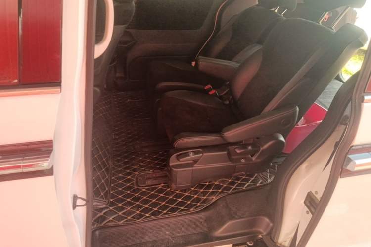 Used Honda Elysion 2016 2.4L Classic Edition Left Rear Seat