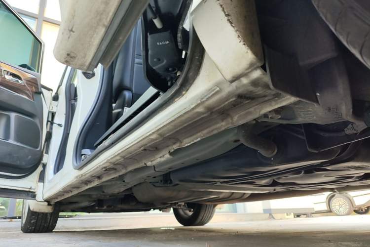 Used Honda Elysion 2016 2.4L Luxury Edition Left Side Sill