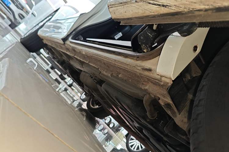 Used Honda Elysion 2016 2.4L Supreme Edition Left Side Sill
