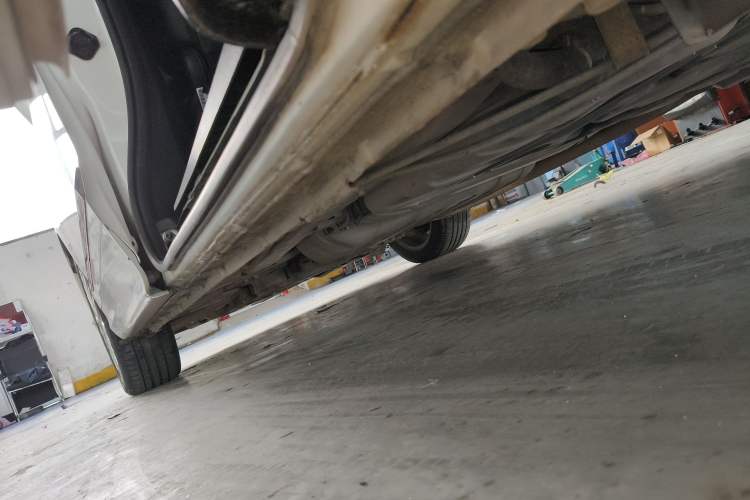 Used Honda Elysion 2016 2.4L Style Edition Left Side Sill